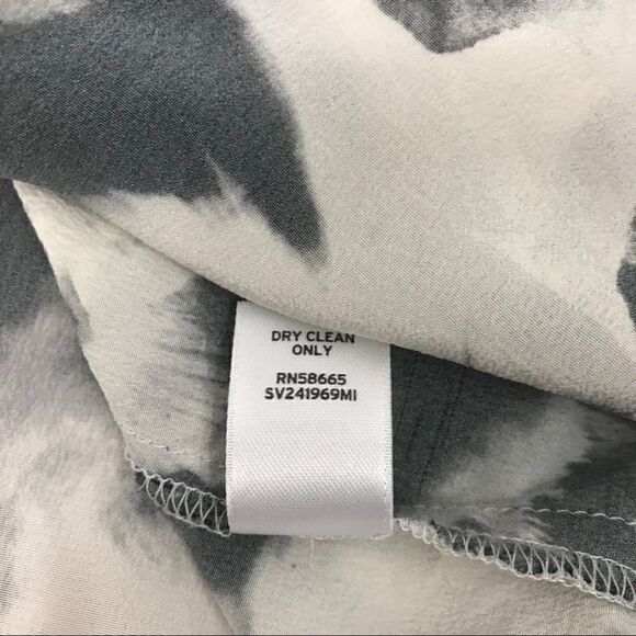 Leith Black White Floral Sleeveless 100% Silk tank - Picture 6 of 8